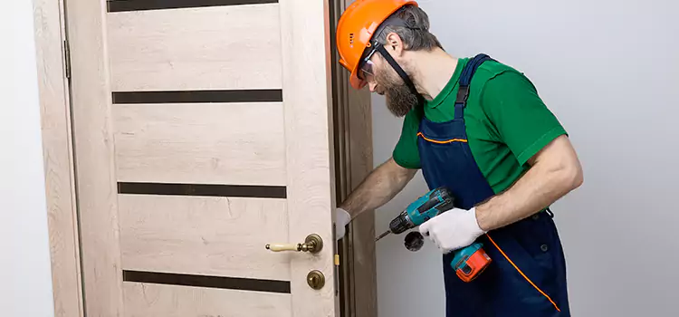 Replace Internal Door Handle with Lock Hobbs